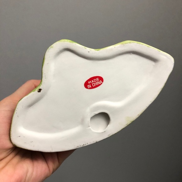 Nativity Ceramic Advent Wreath - Picture 4 of 12